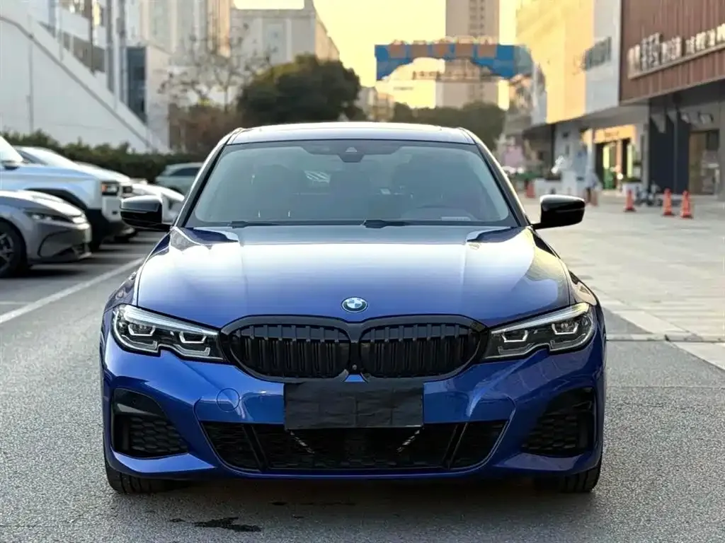 BMW 3 Series 2021 из CN, фото 2