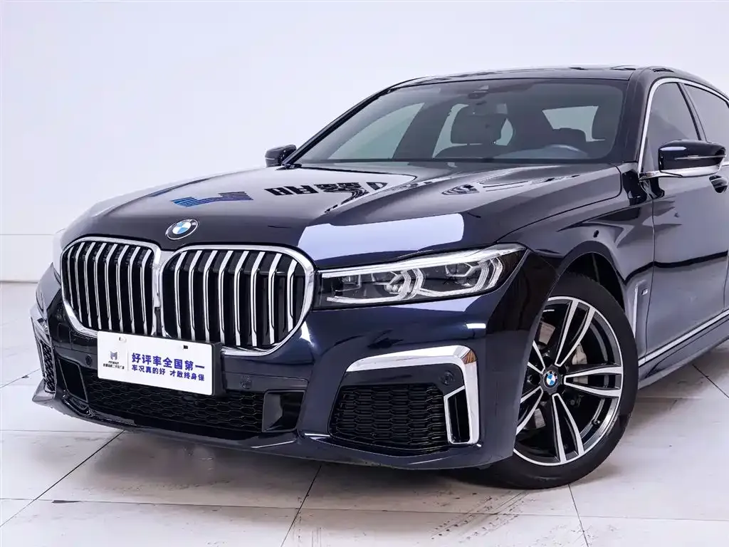 BMW 7 Series 2021 из CN, фото 4