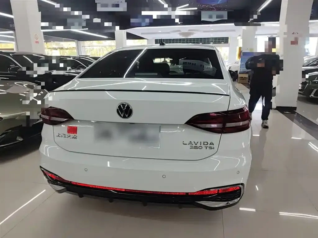 Volkswagen Lavida 2023 из CN, фото 6