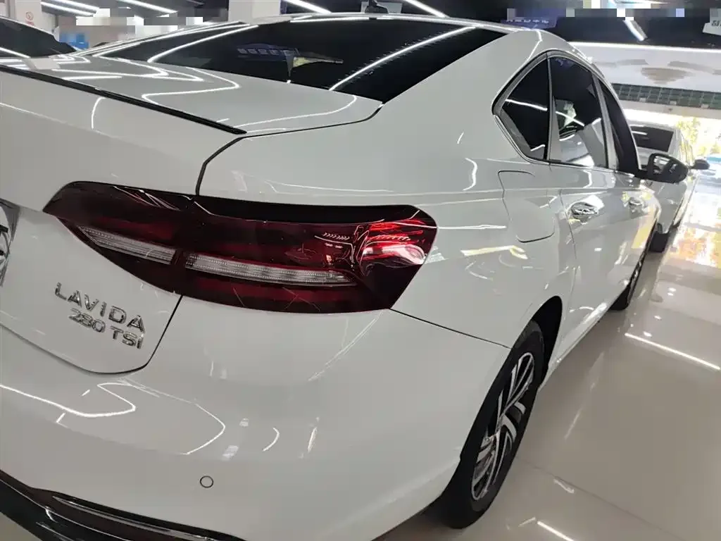 Volkswagen Lavida 2023 из CN, фото 8