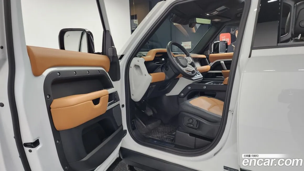 Land Rover Defender — фото 10