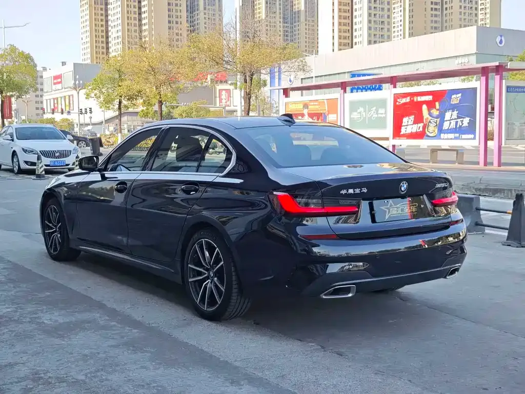 BMW 3 Series 2022 из CN, фото 3