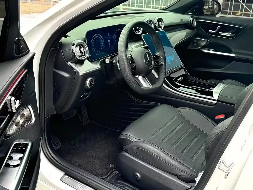Mercedes-Benz C-Class 2024 из CN, фото 3