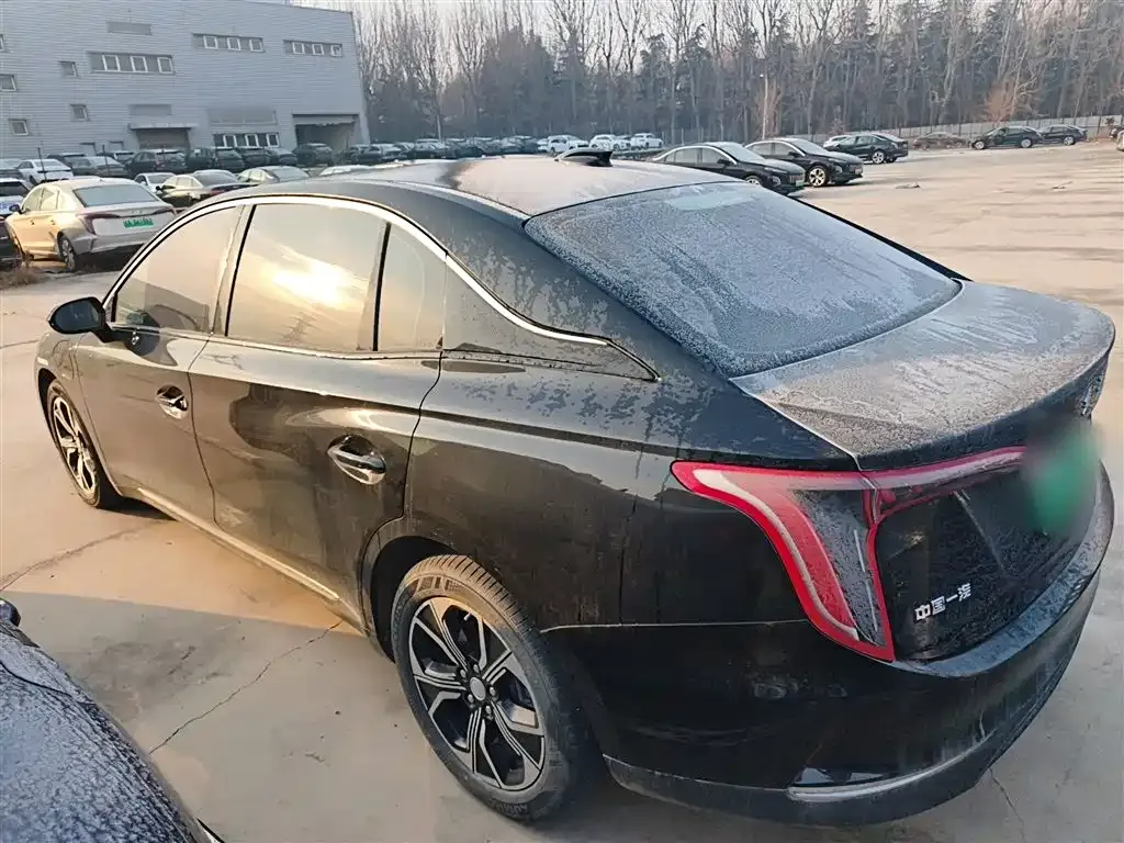 Hongqi E-QM5 2024 из CN, фото 5