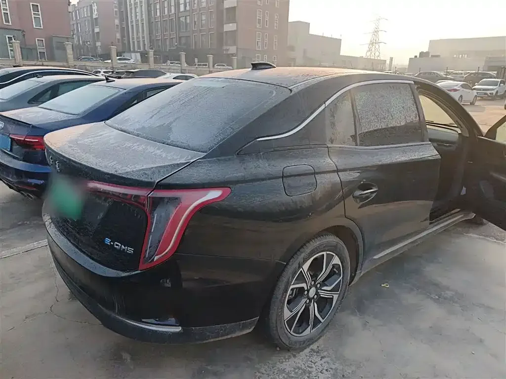 Hongqi E-QM5 2024 из CN, фото 6