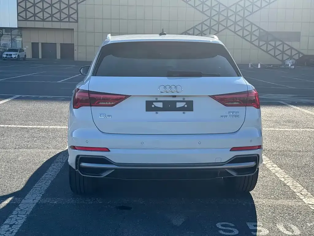 Audi Q3 2021 из CN, фото 5
