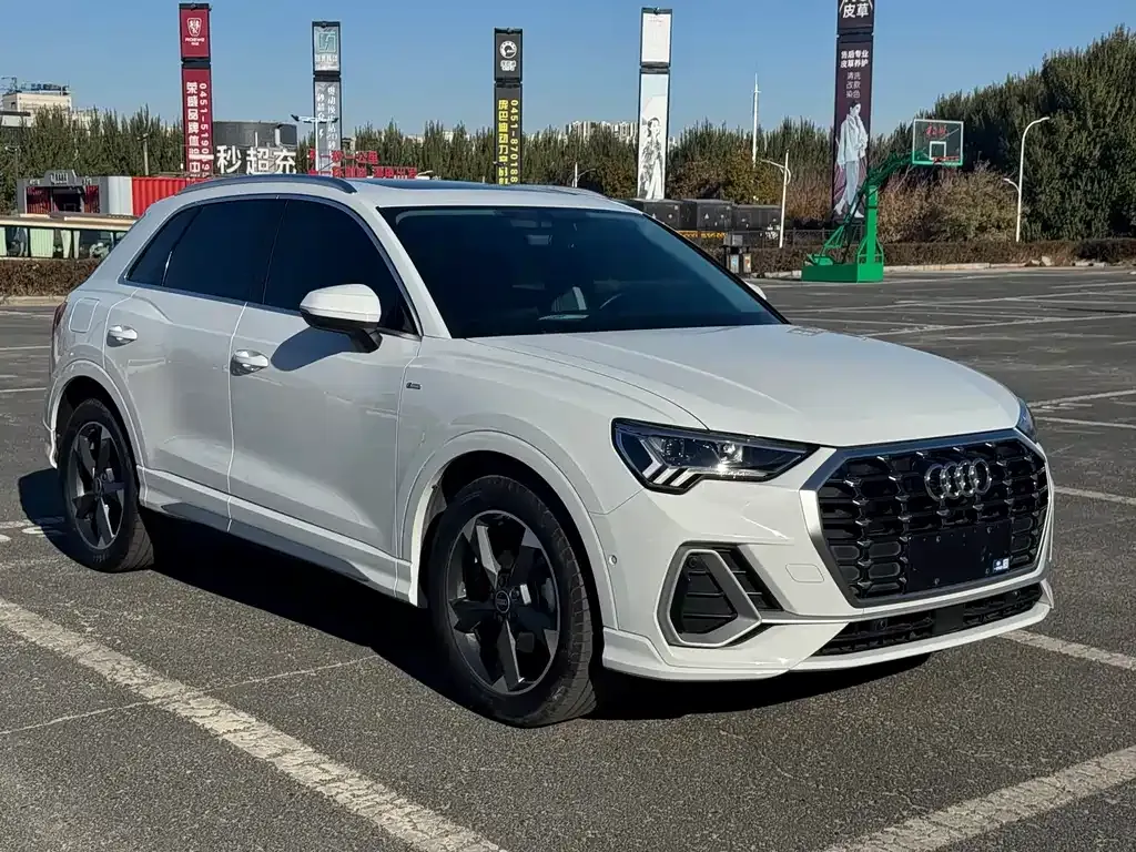 Audi Q3 2021 из CN, фото 9