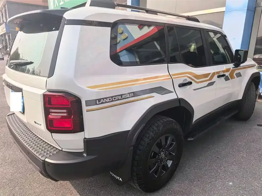 Toyota Prado 2025 из CN, фото 7