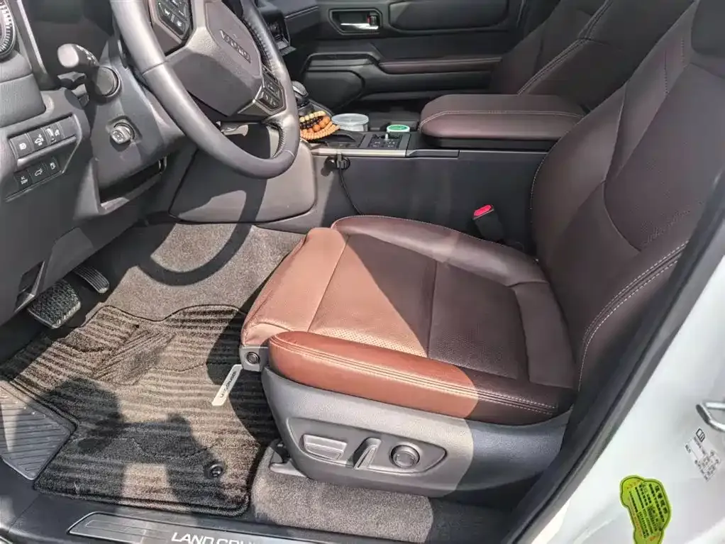 Toyota Prado 2025 из CN, фото 3
