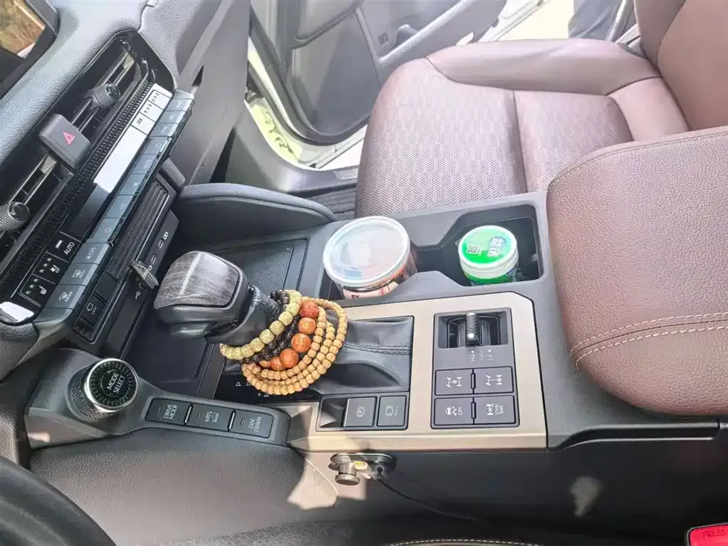 Toyota Prado 2025 из CN, фото 4