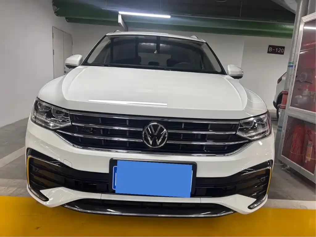 Volkswagen Tiguan L 2024 из CN, фото 7