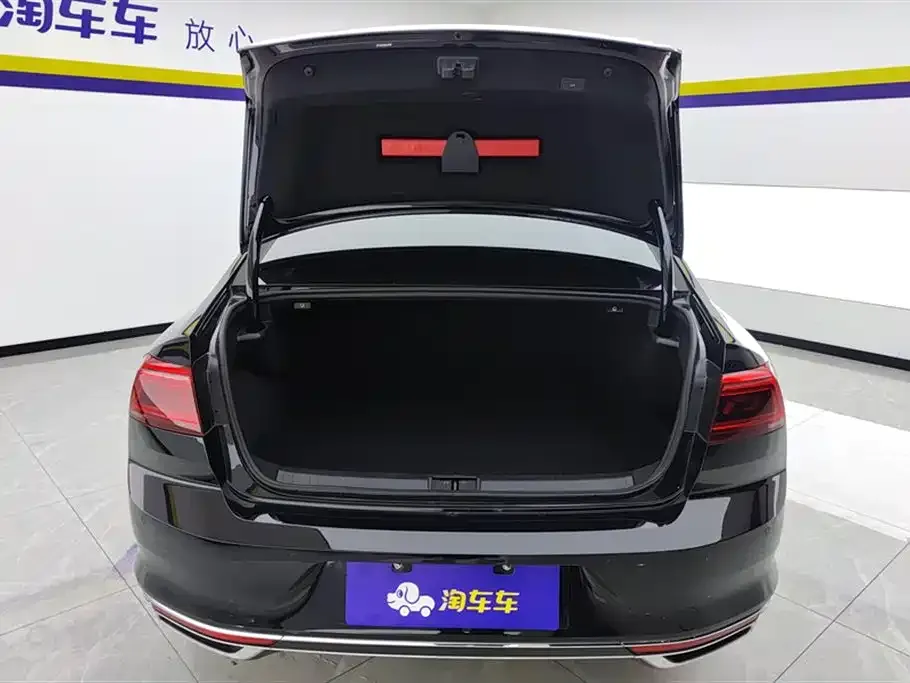 Volkswagen Magotan GTE PHEV 2023 из CN, фото 4