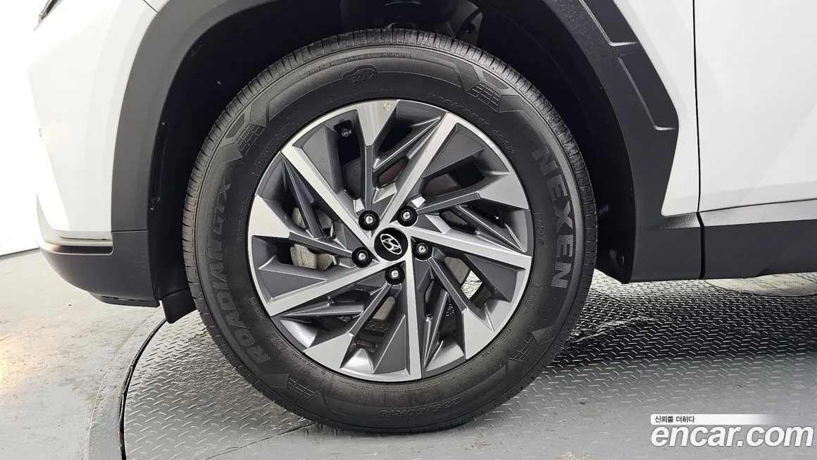 Hyundai Tucson — фото 7