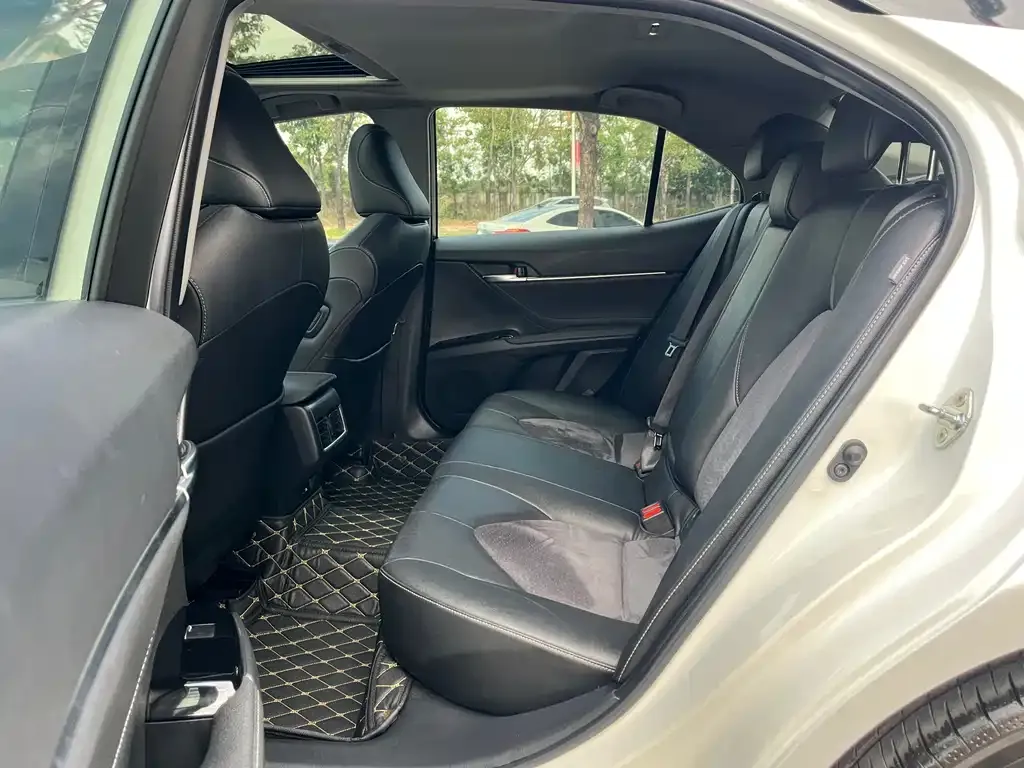 Toyota Camry 2021 из CN, фото 10
