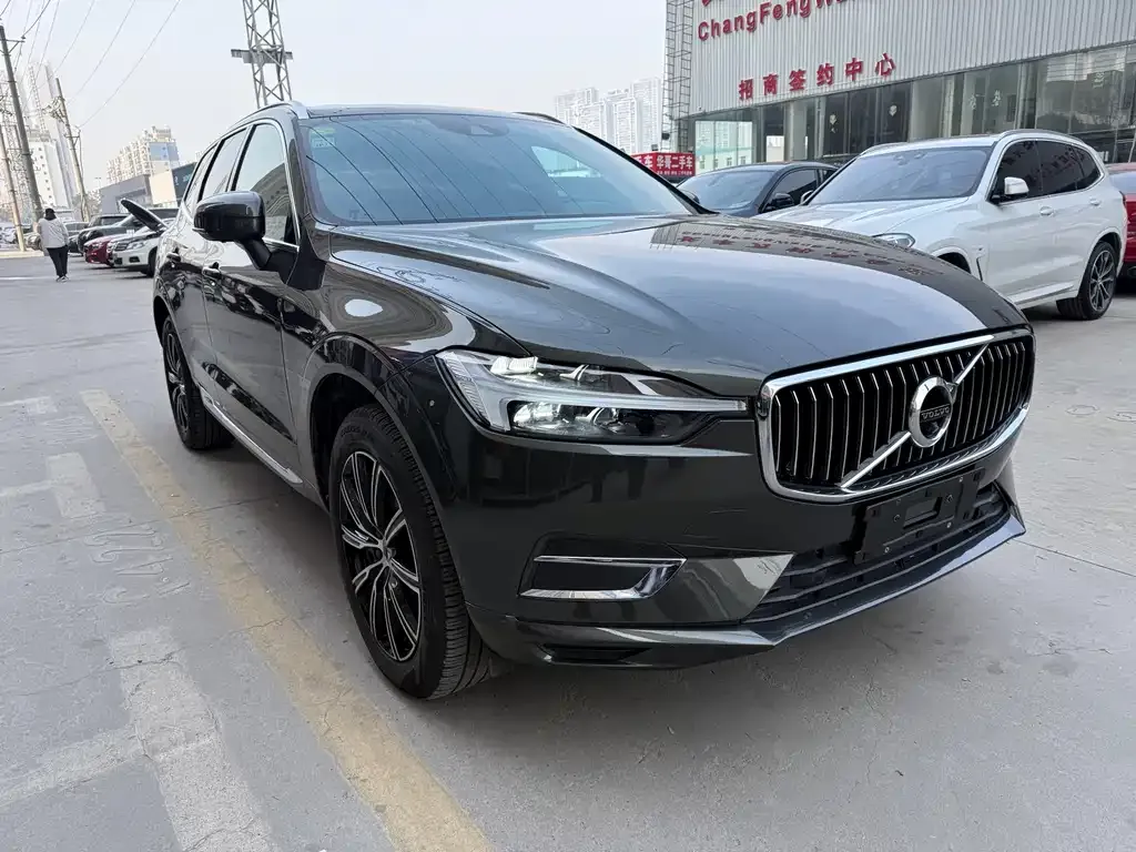 Volvo XC60 — фото 3