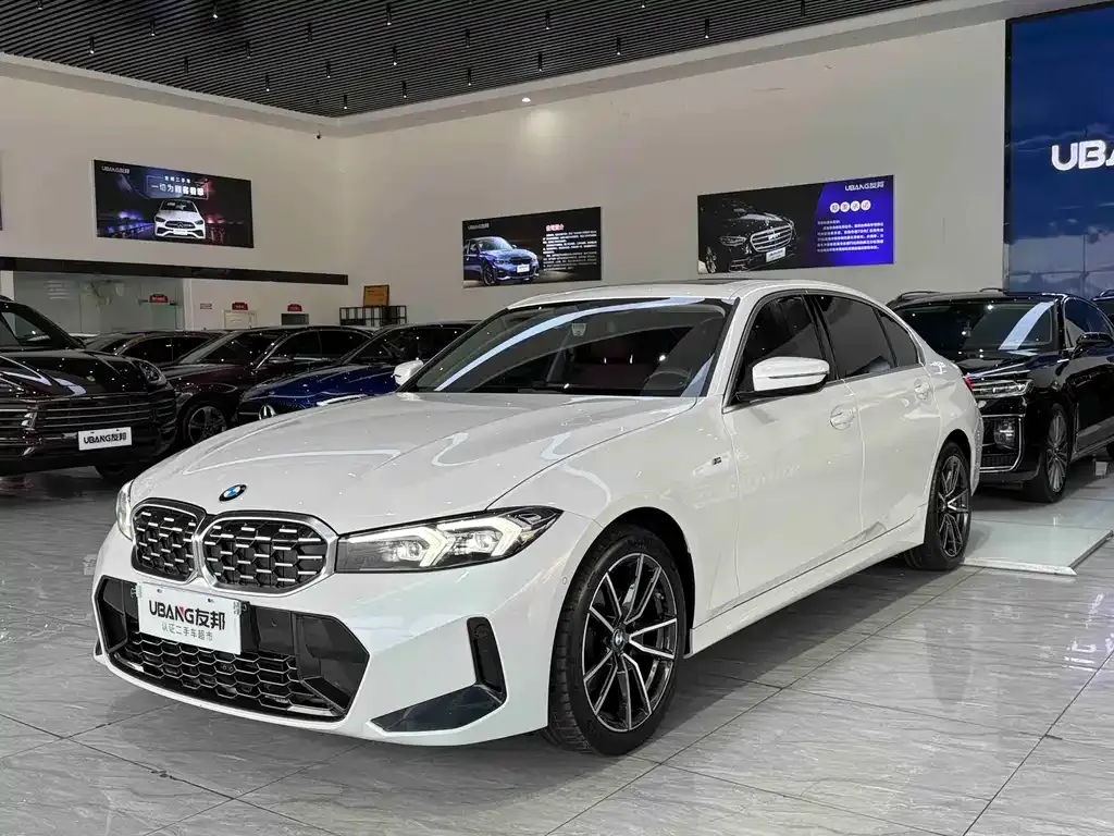 BMW 3 Series 2023 из CN, фото 1
