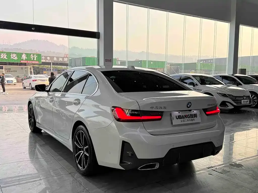 BMW 3 Series 2023 из CN, фото 10