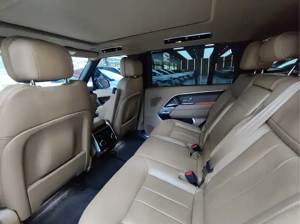 Land Rover Range Rover 2023 из CN, фото 4