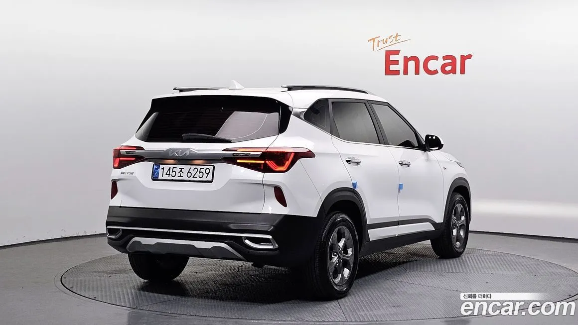 Kia Seltos 2023 из KR, фото 2