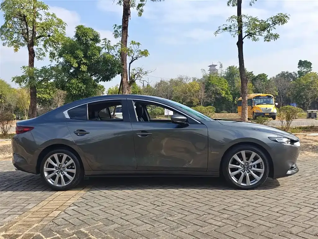 Mazda 3 Axela 2021 из CN, фото 5