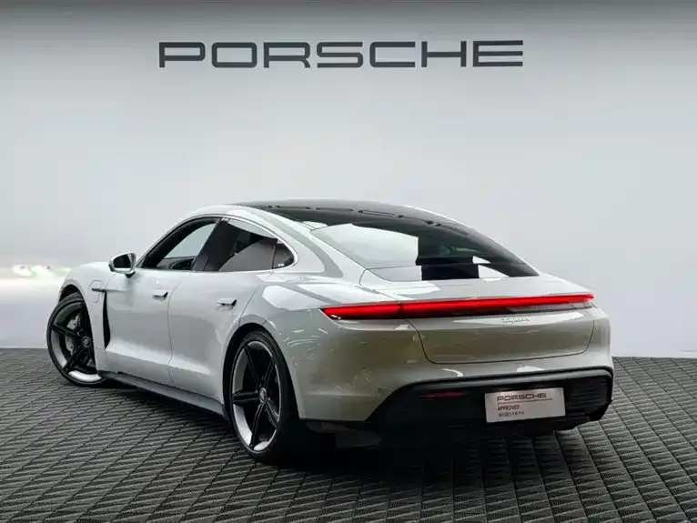 Porsche Taycan 2022 из CN, фото 7