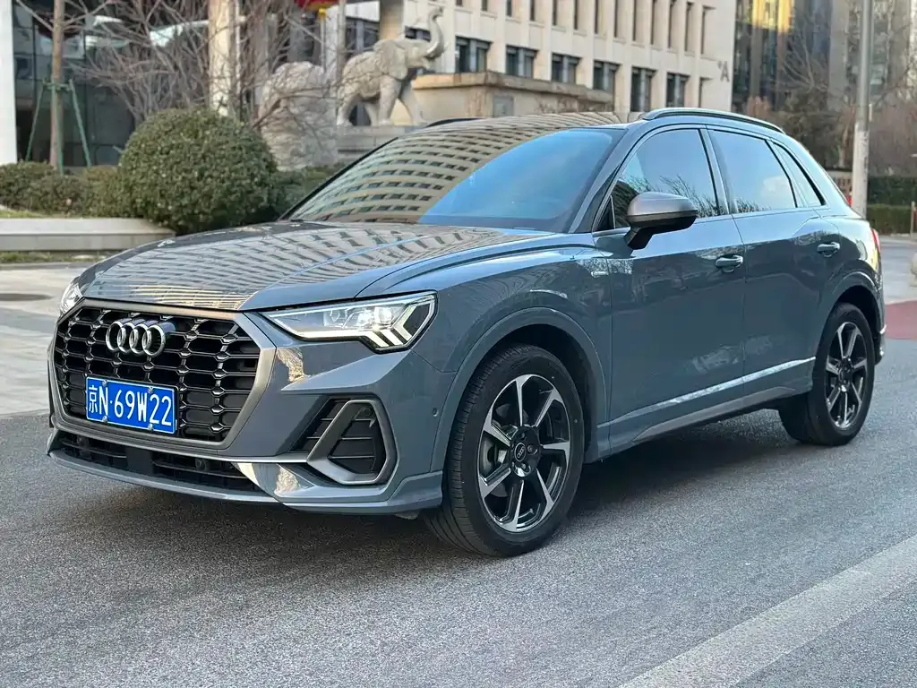 Audi Q3 2023 из CN, фото 1
