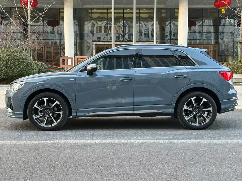 Audi Q3 2023 из CN, фото 6