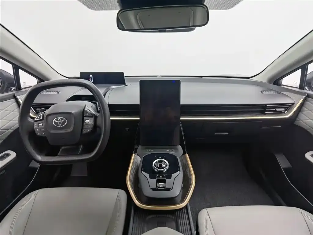 Toyota bZ3 2024 из CN, фото 9