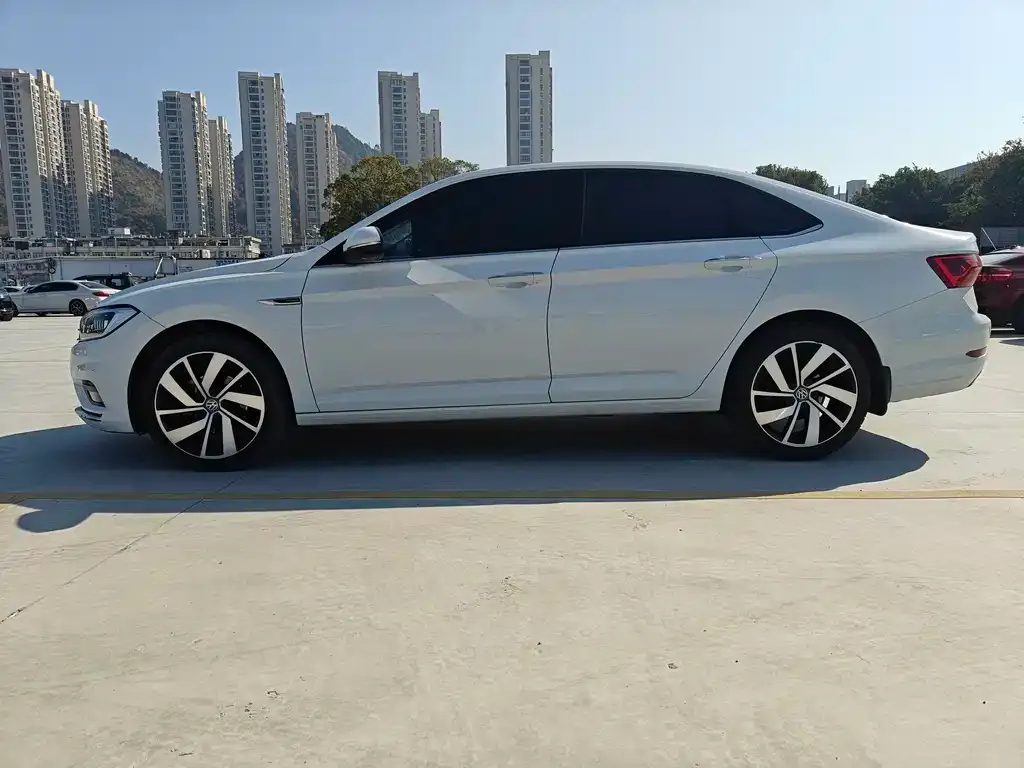 Volkswagen Sagitar 2022 из CN, фото 8