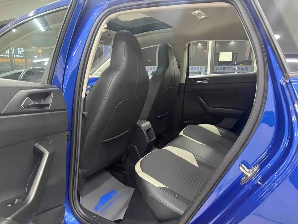 Volkswagen Polo 2021 из CN, фото 8