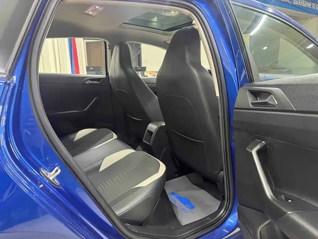 Volkswagen Polo 2021 из CN, фото 9