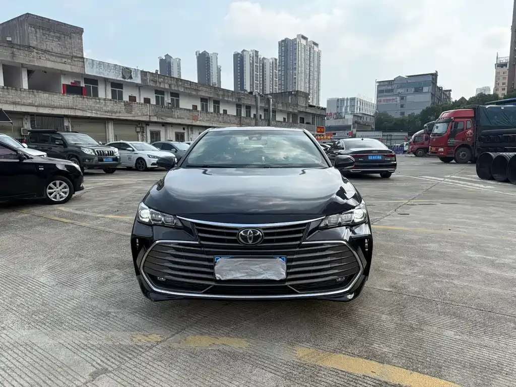 Toyota Avalon 2021 из CN, фото 2