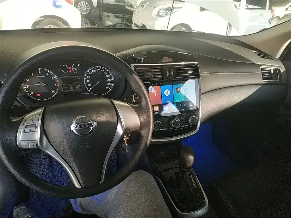 Nissan Tiida 2023 из CN, фото 6