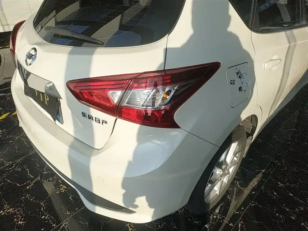 Nissan Tiida 2023 из CN, фото 4