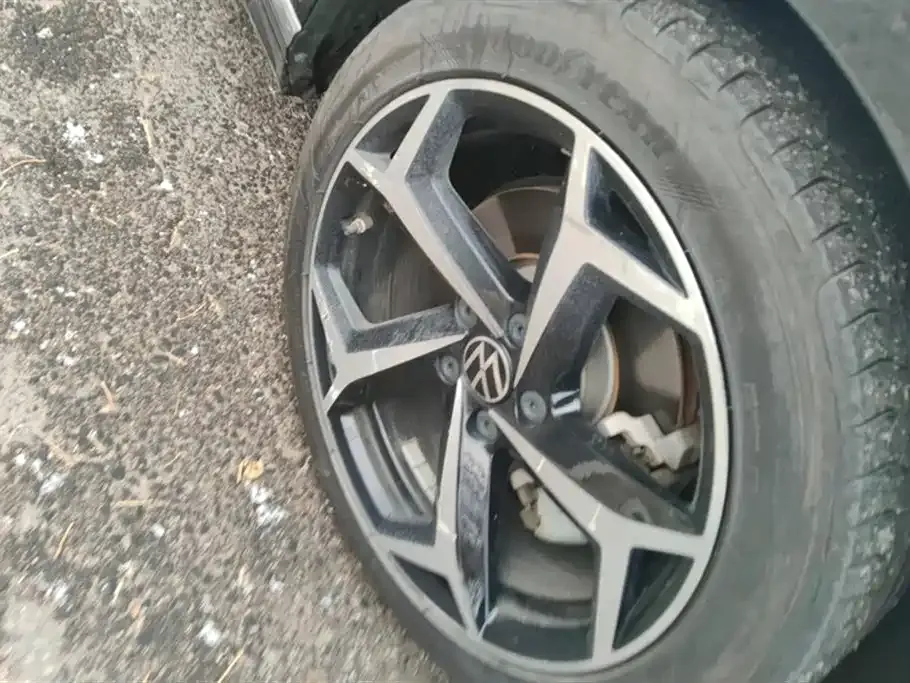 Volkswagen Magotan 2023 из CN, фото 8