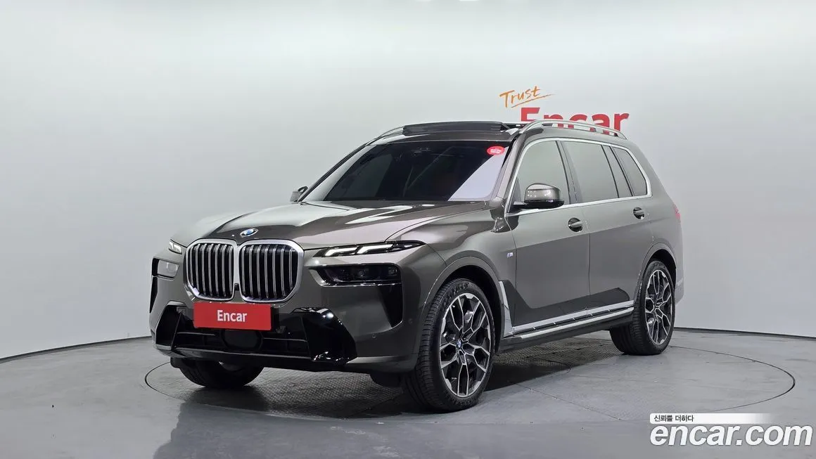 BMW X7 — фото 1