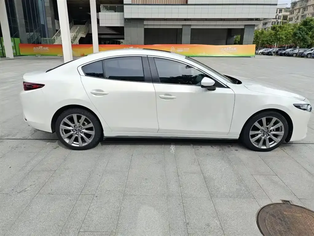 Mazda 3 Axela 2021 из CN, фото 8