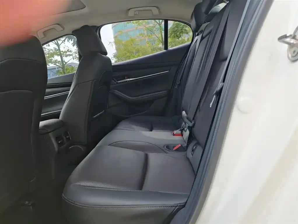 Mazda 3 Axela 2021 из CN, фото 9