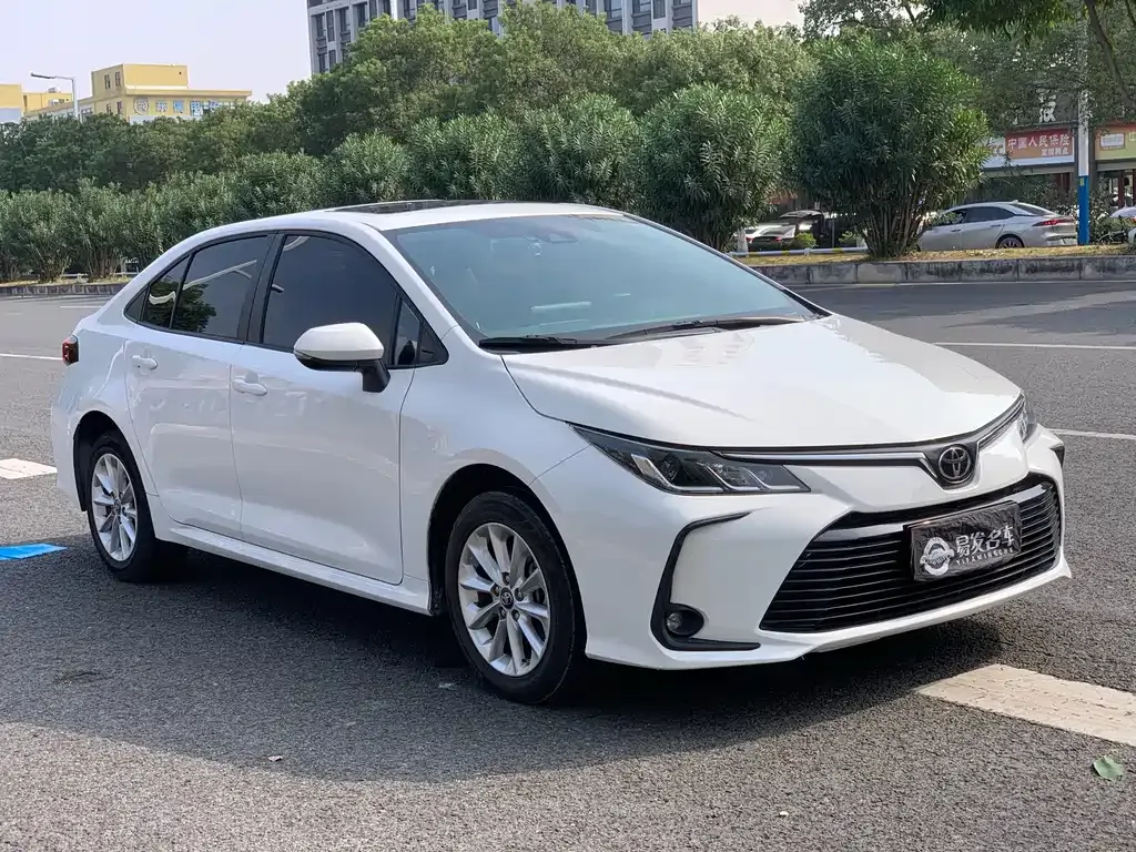 Toyota Corolla 2022 из CN, фото 3