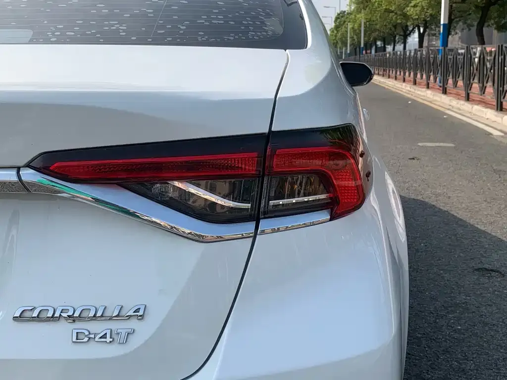 Toyota Corolla 2022 из CN, фото 9