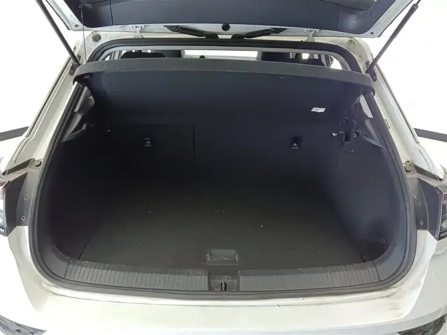 Volkswagen T-Roc 2024 из CN, фото 4