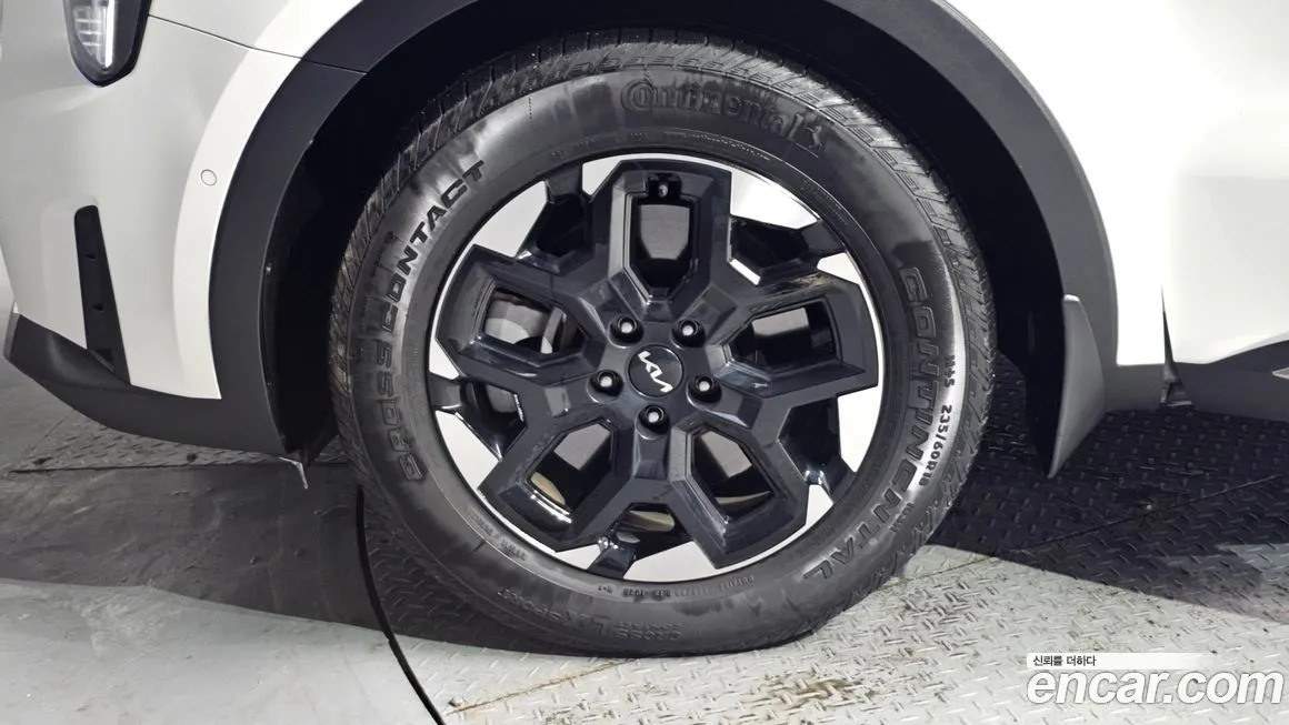 Kia Sorento — фото 5