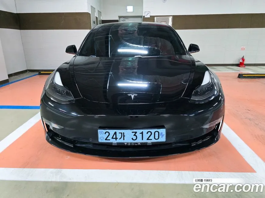Tesla Model 3 — фото 6