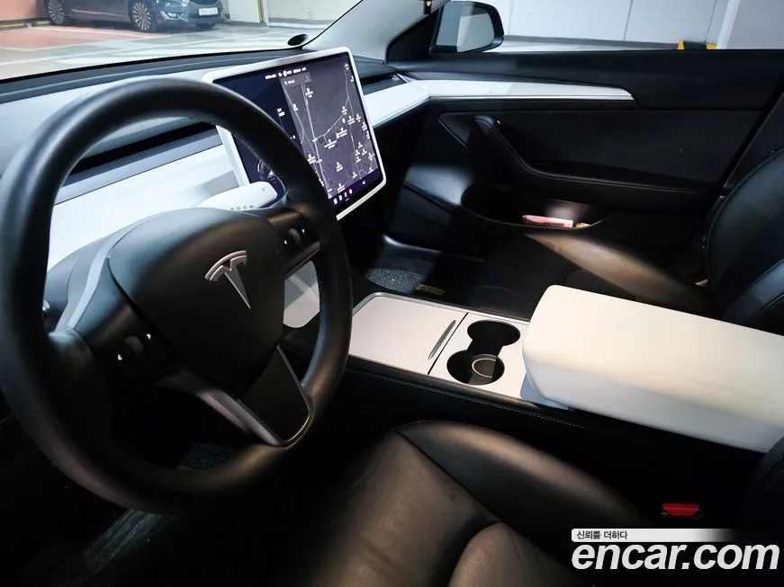 Tesla Model 3 — фото 10