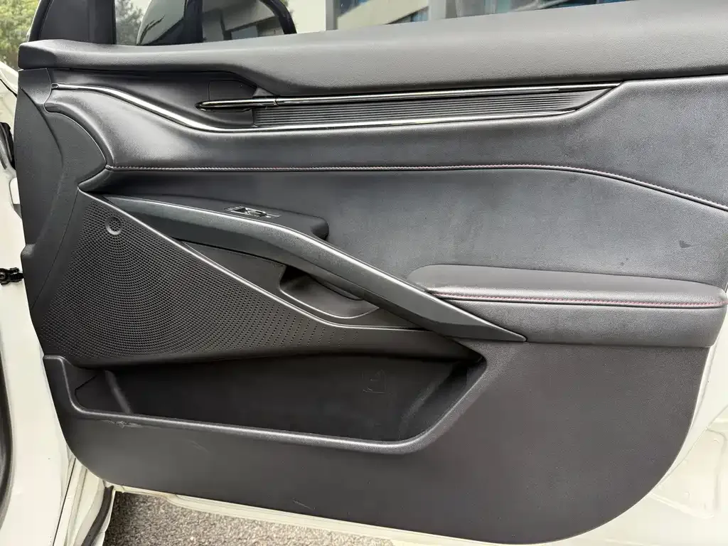Ford Mondeo 2023 из CN, фото 8