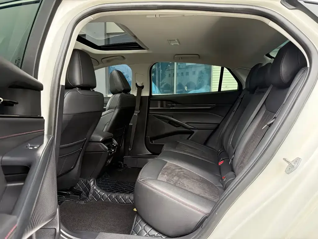 Ford Mondeo 2023 из CN, фото 5