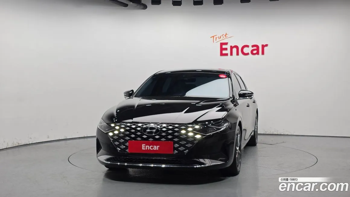Hyundai Grandeur 2022 из KR, фото 2