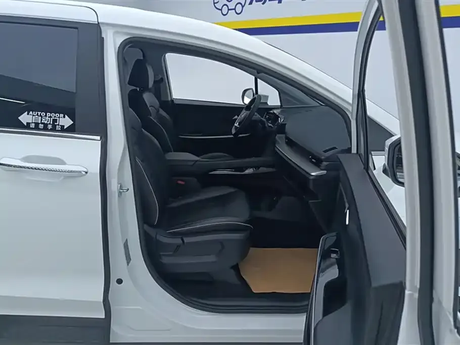 Hyundai Custo — фото 10
