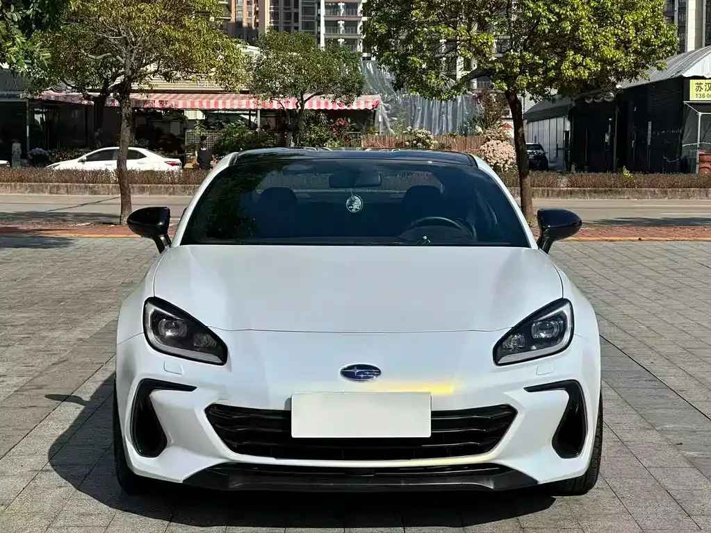 Subaru BRZ 2023 из CN, фото 8