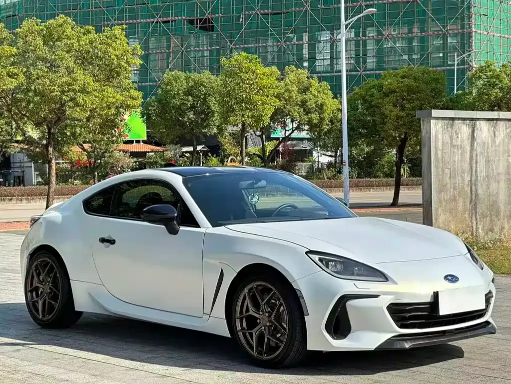 Subaru BRZ 2023 из CN, фото 5